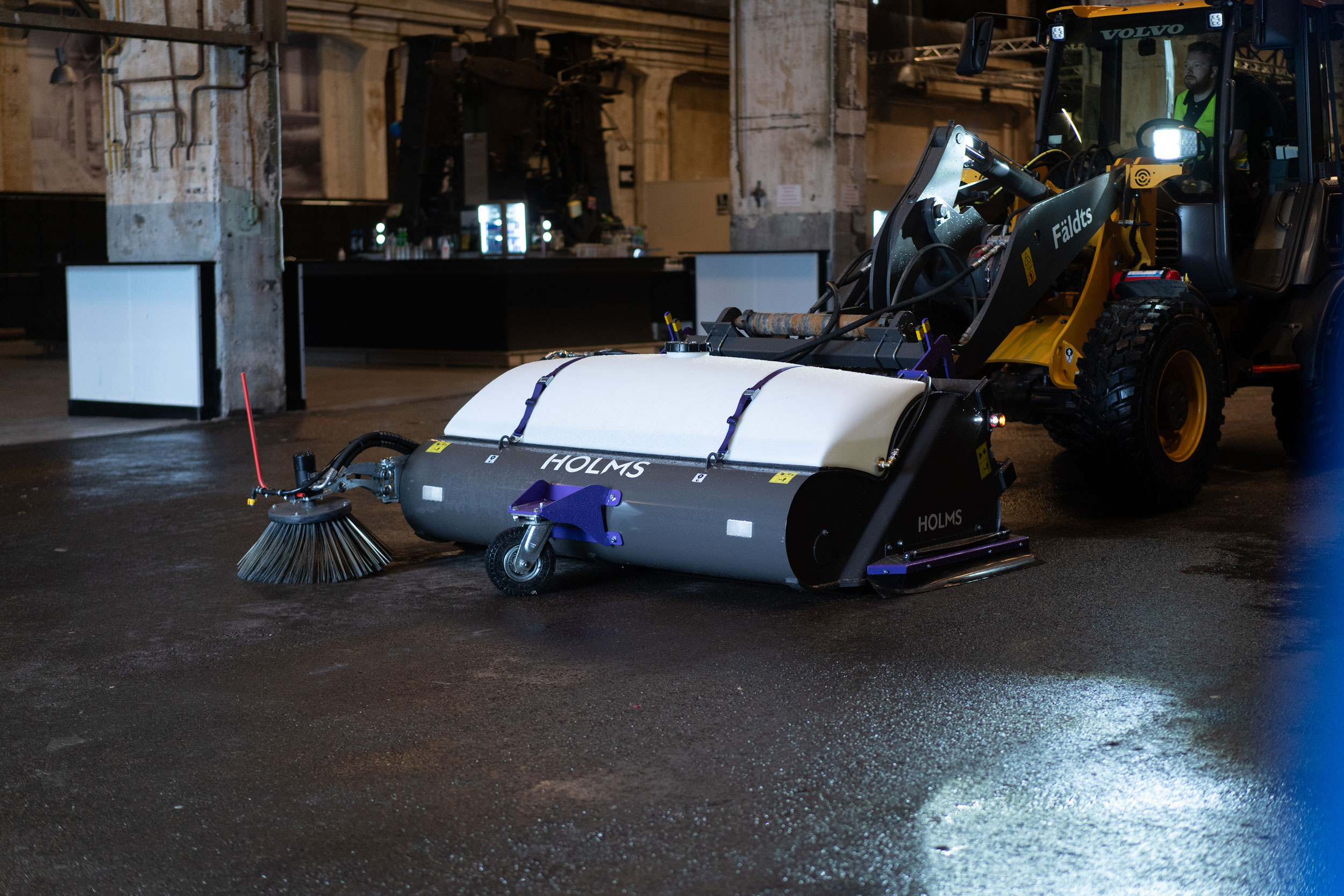 Holms Pick-up Sweeper PL